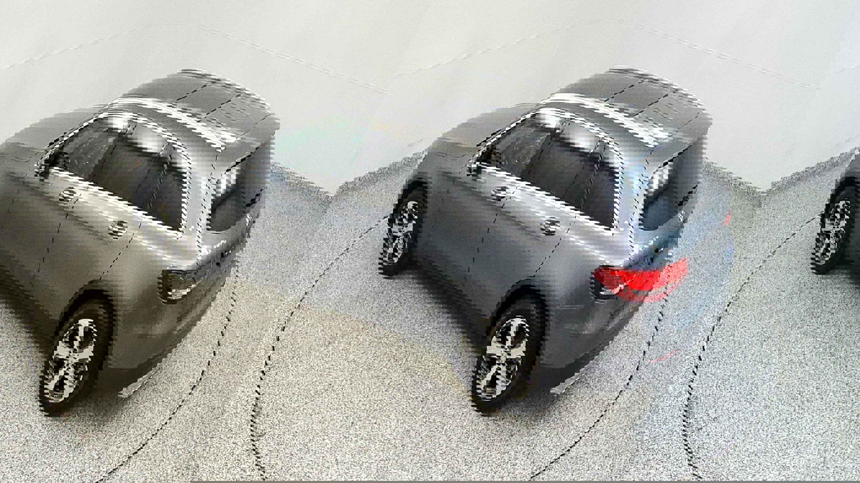Vehicle image 17 of 51