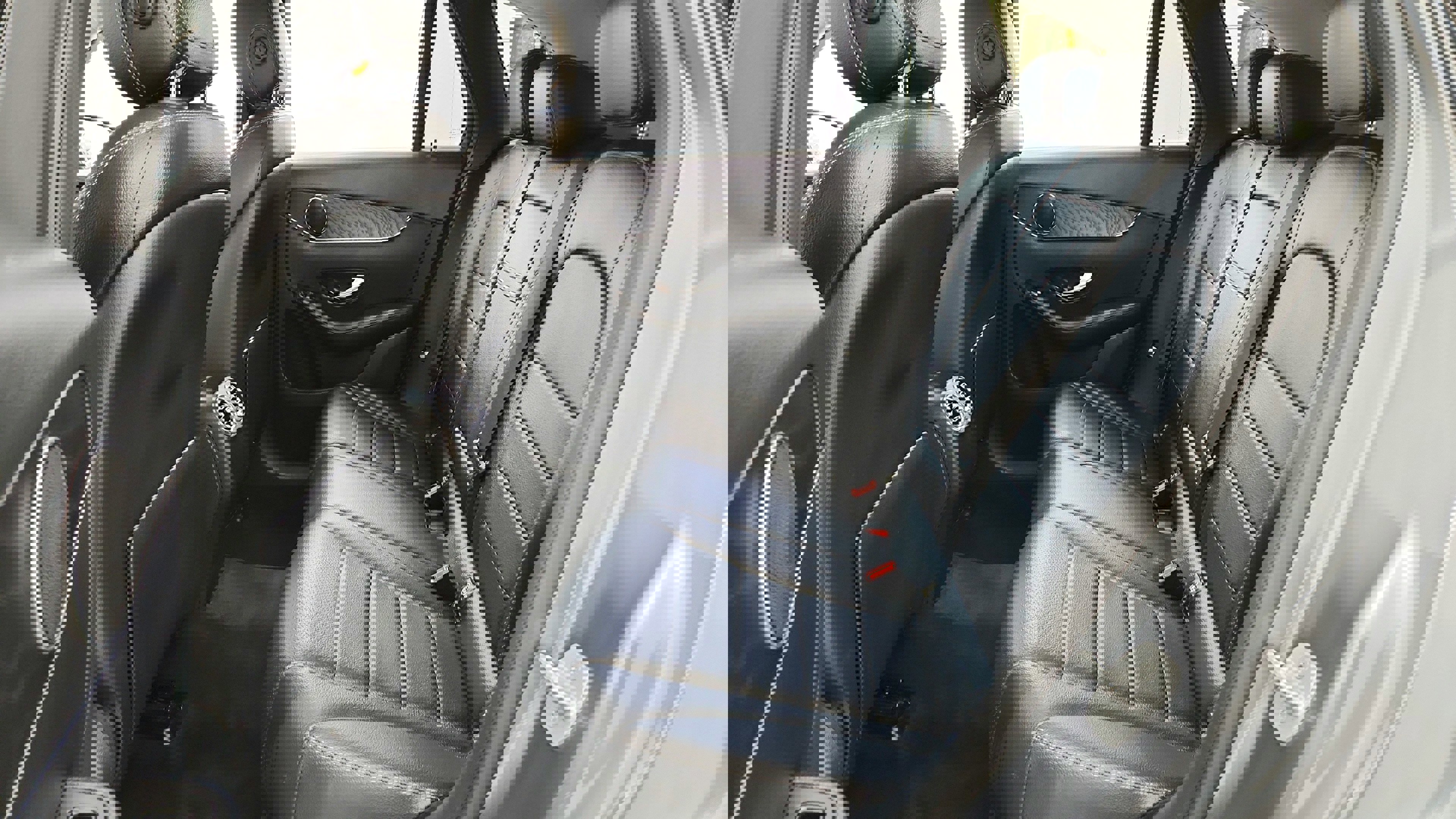 Vehicle image 28 of 51