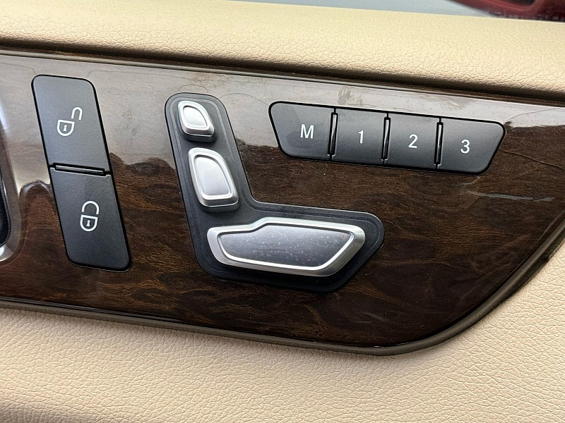 Vehicle image 41 of 44