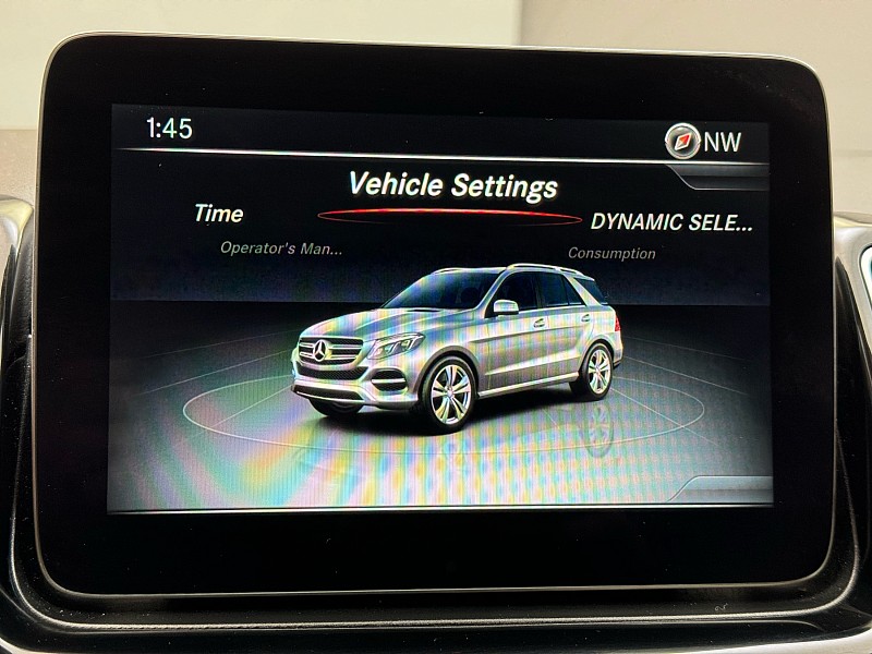 Vehicle image 29 of 44