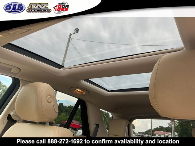 Vehicle image 13 of 22