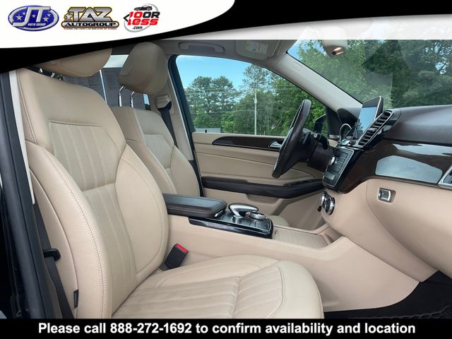 Vehicle image 16 of 22