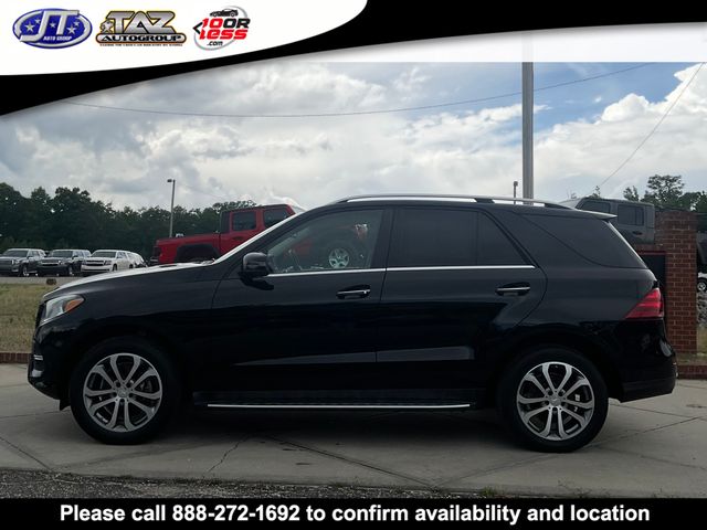 Vehicle image 8 of 22