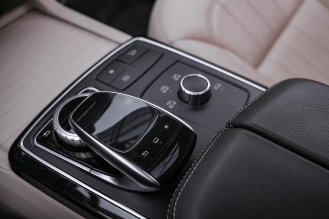 Vehicle image 22 of 53