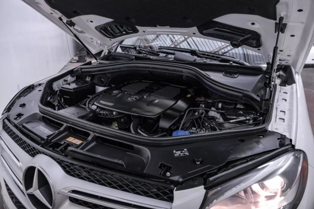 Vehicle image 42 of 53