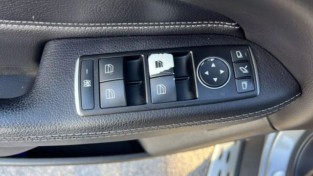 Vehicle image 12 of 46