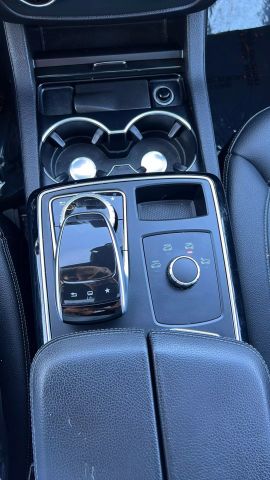 Vehicle image 22 of 46
