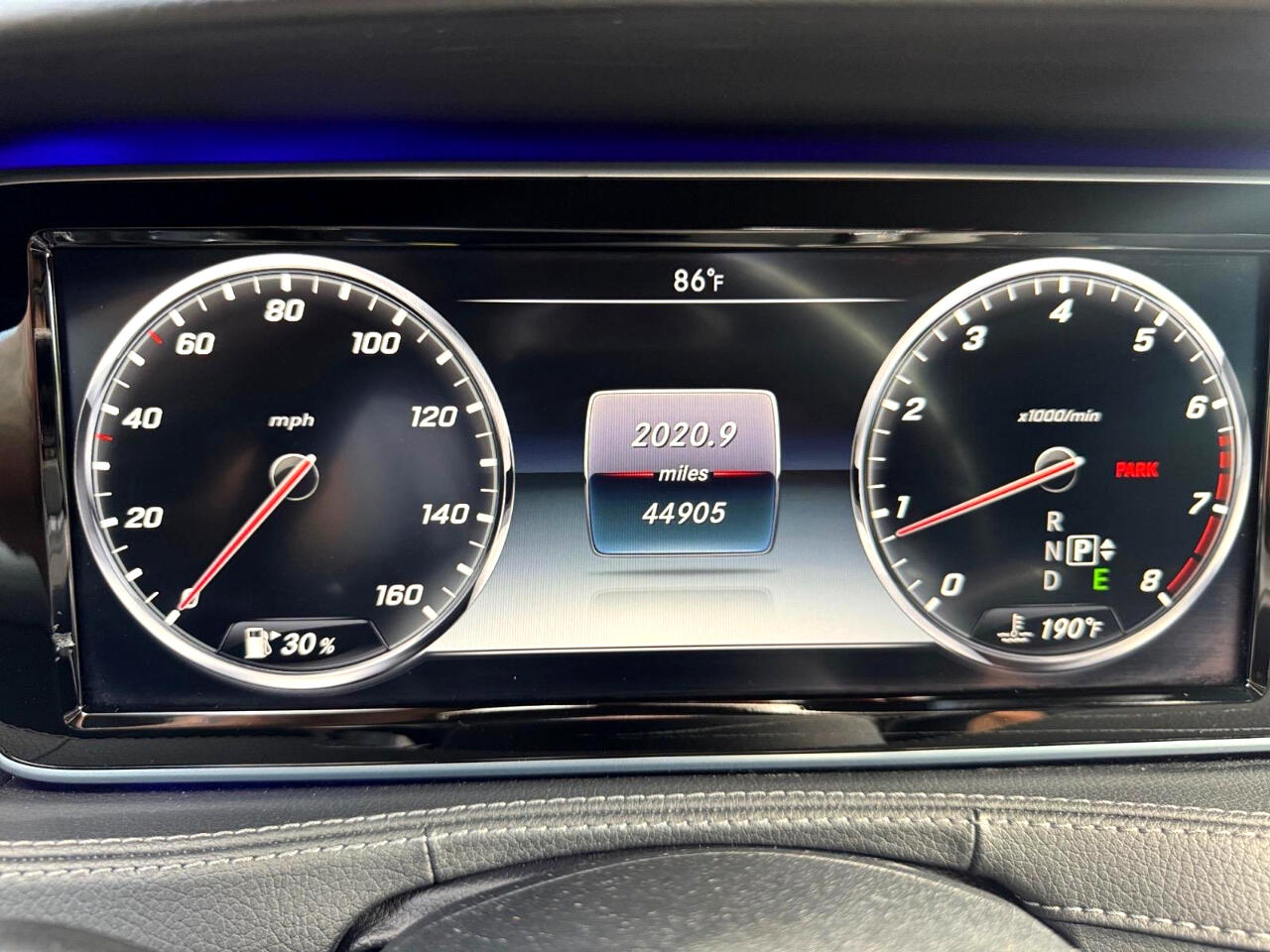 Vehicle image 18 of 29