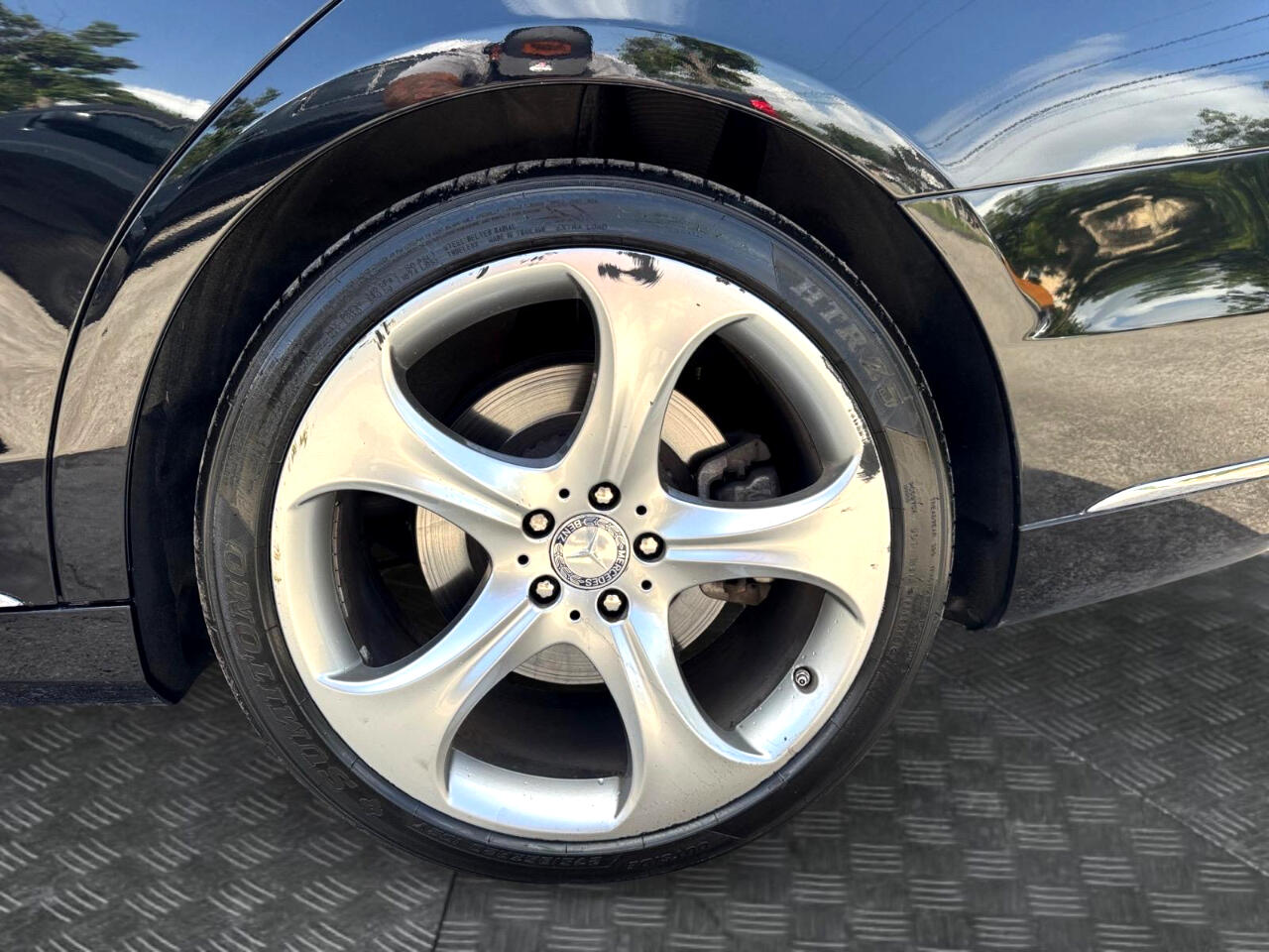 Vehicle image 15 of 29