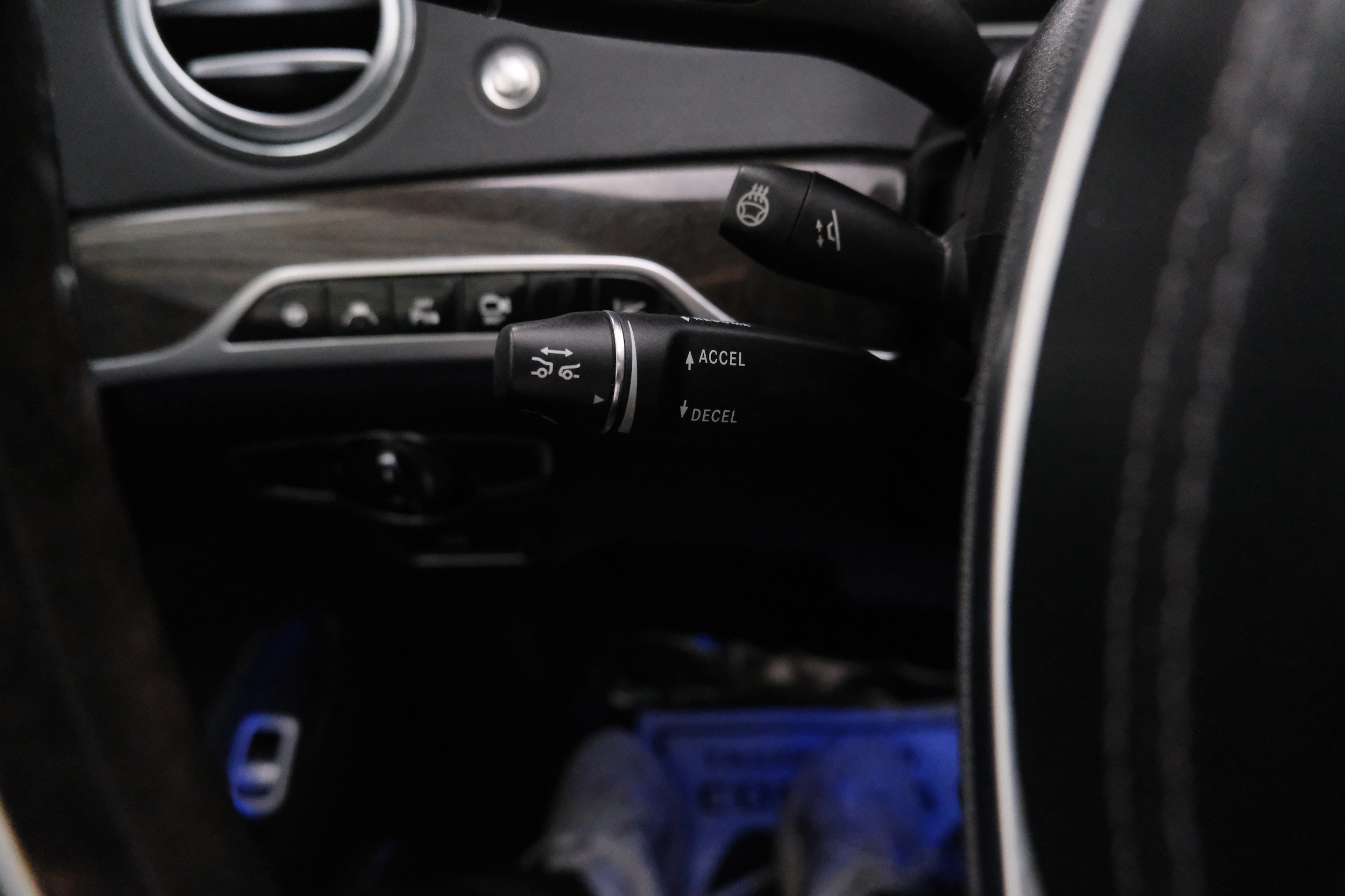 Vehicle image 49 of 51
