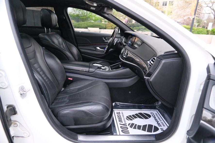 Vehicle image 37 of 51