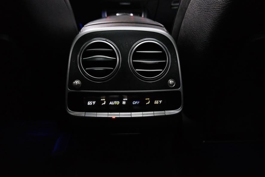 Vehicle image 29 of 51