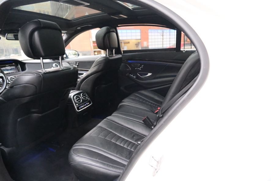 Vehicle image 19 of 51