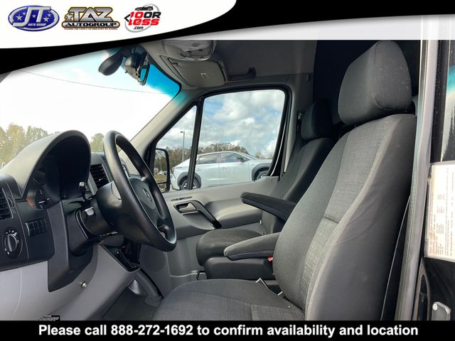 Vehicle image 10 of 23
