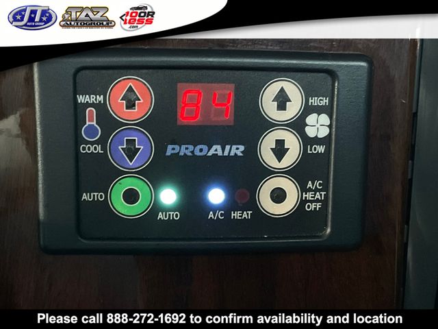 Vehicle image 19 of 23