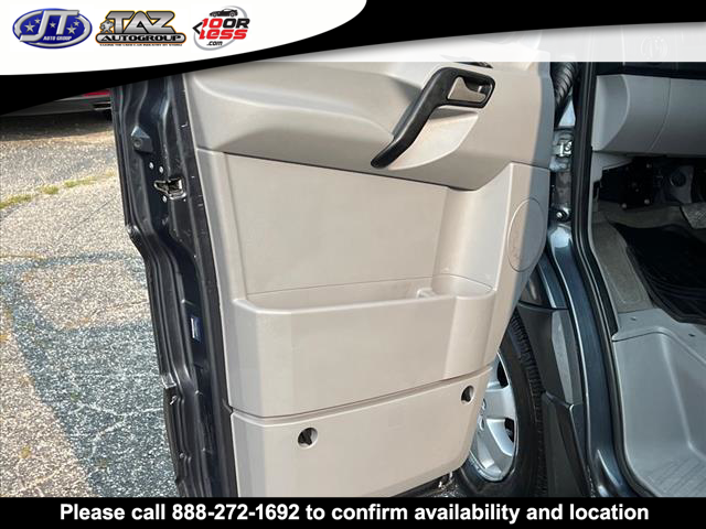 Vehicle image 14 of 20
