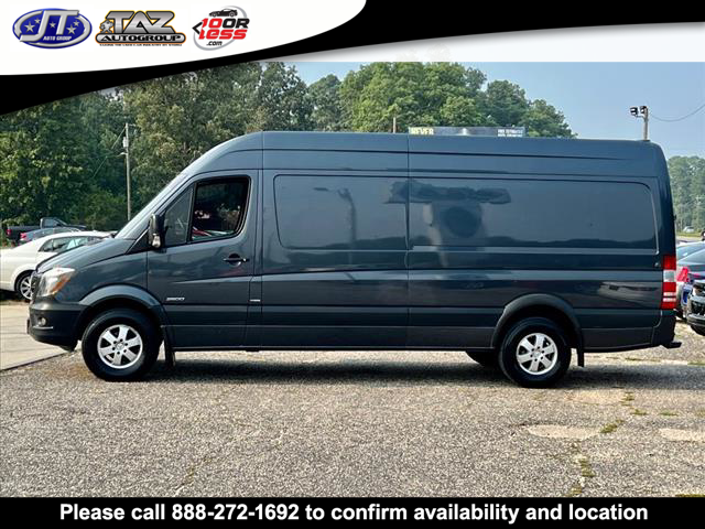 Vehicle image 4 of 20