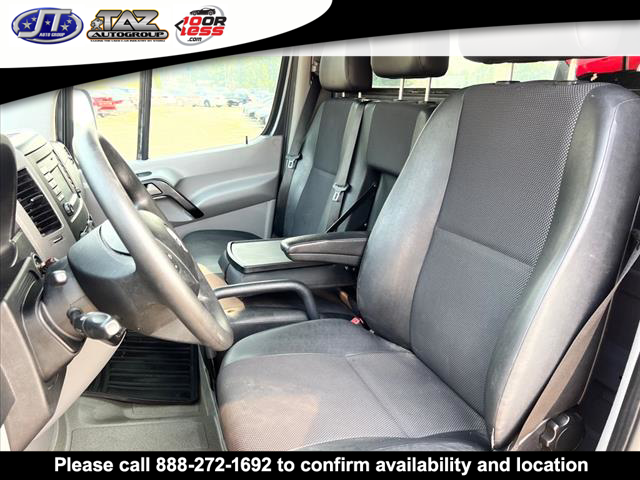 Vehicle image 12 of 20