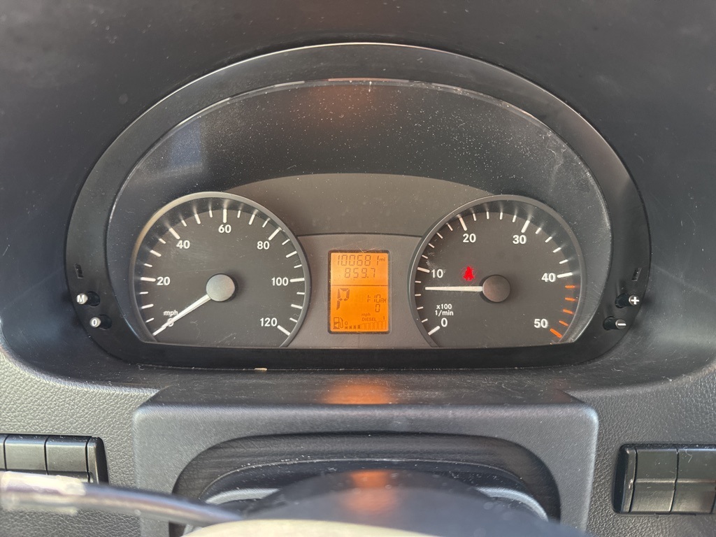 Vehicle image 9 of 16
