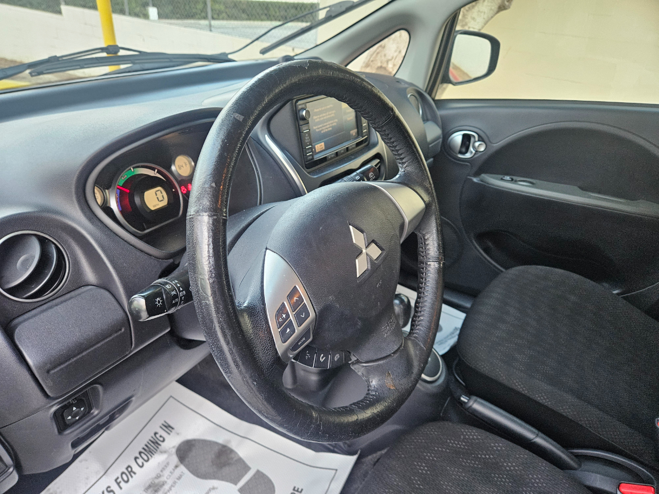 Vehicle image 16 of 24
