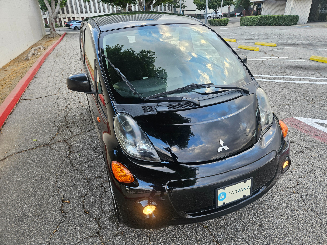 Vehicle image 6 of 24