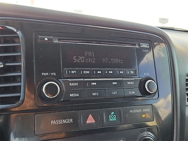 Vehicle image 19 of 25