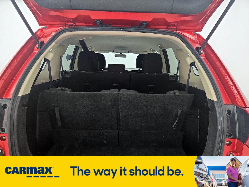 Vehicle image 11 of 29