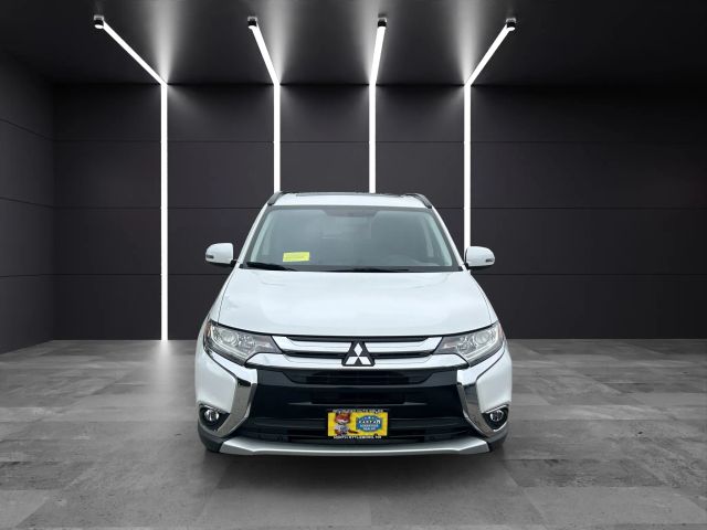 Vehicle image 2 of 29
