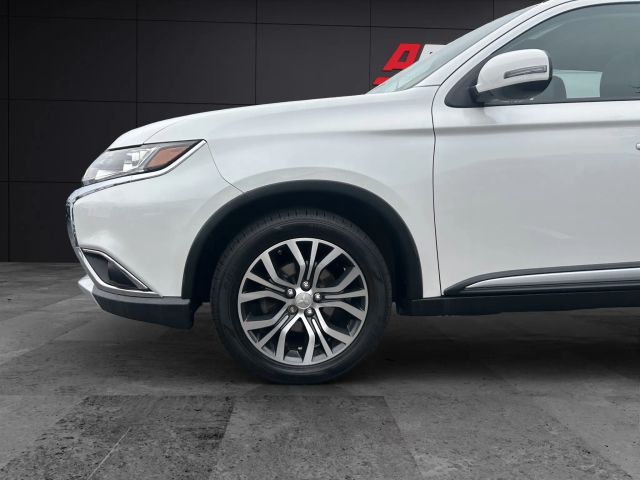 Vehicle image 11 of 29
