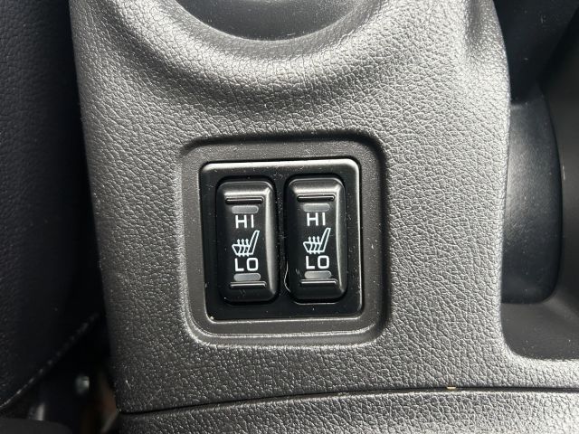 Vehicle image 25 of 29