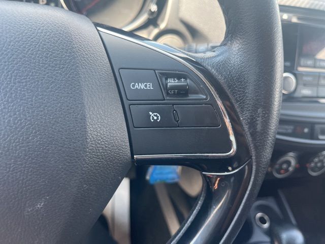 2016 Mitsubishi Outlander Sport ES 2.0 Image 20 of 26