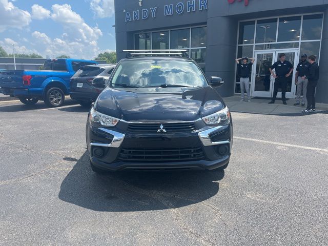 2016 Mitsubishi Outlander Sport ES 2.0 Image 2 of 26
