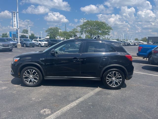 2016 Mitsubishi Outlander Sport ES 2.0 Image 8 of 26