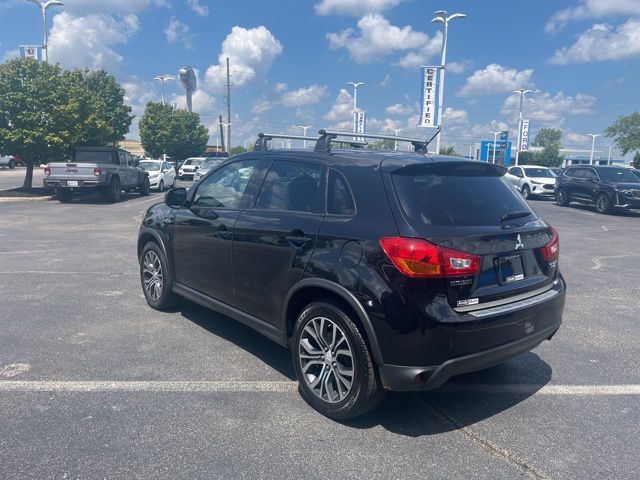 2016 Mitsubishi Outlander Sport ES 2.0 Image 7 of 26