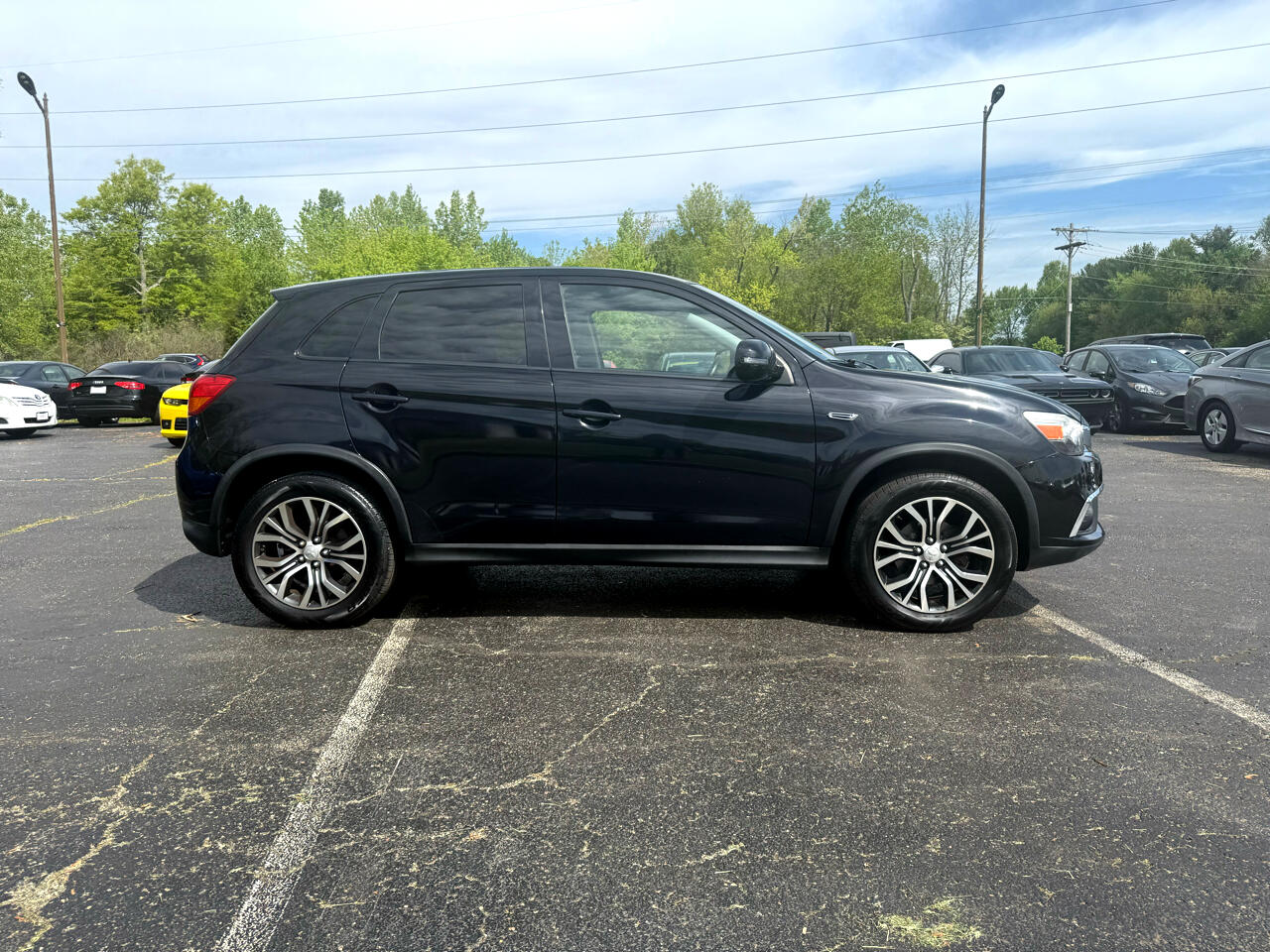 Vehicle image 12 of 55
