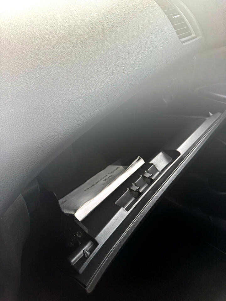 Vehicle image 52 of 55