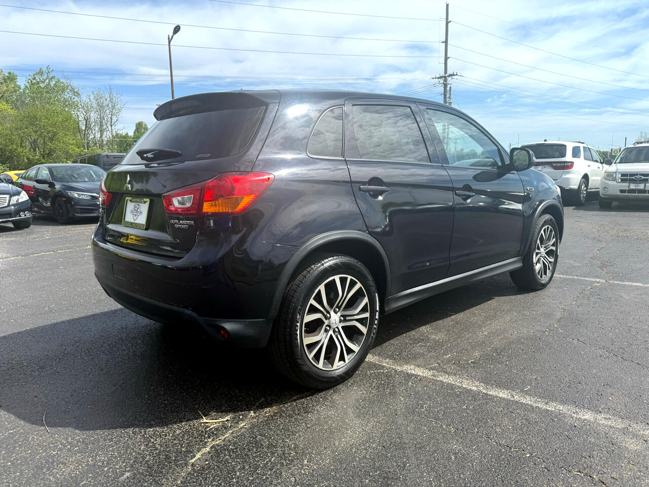 Vehicle image 16 of 55