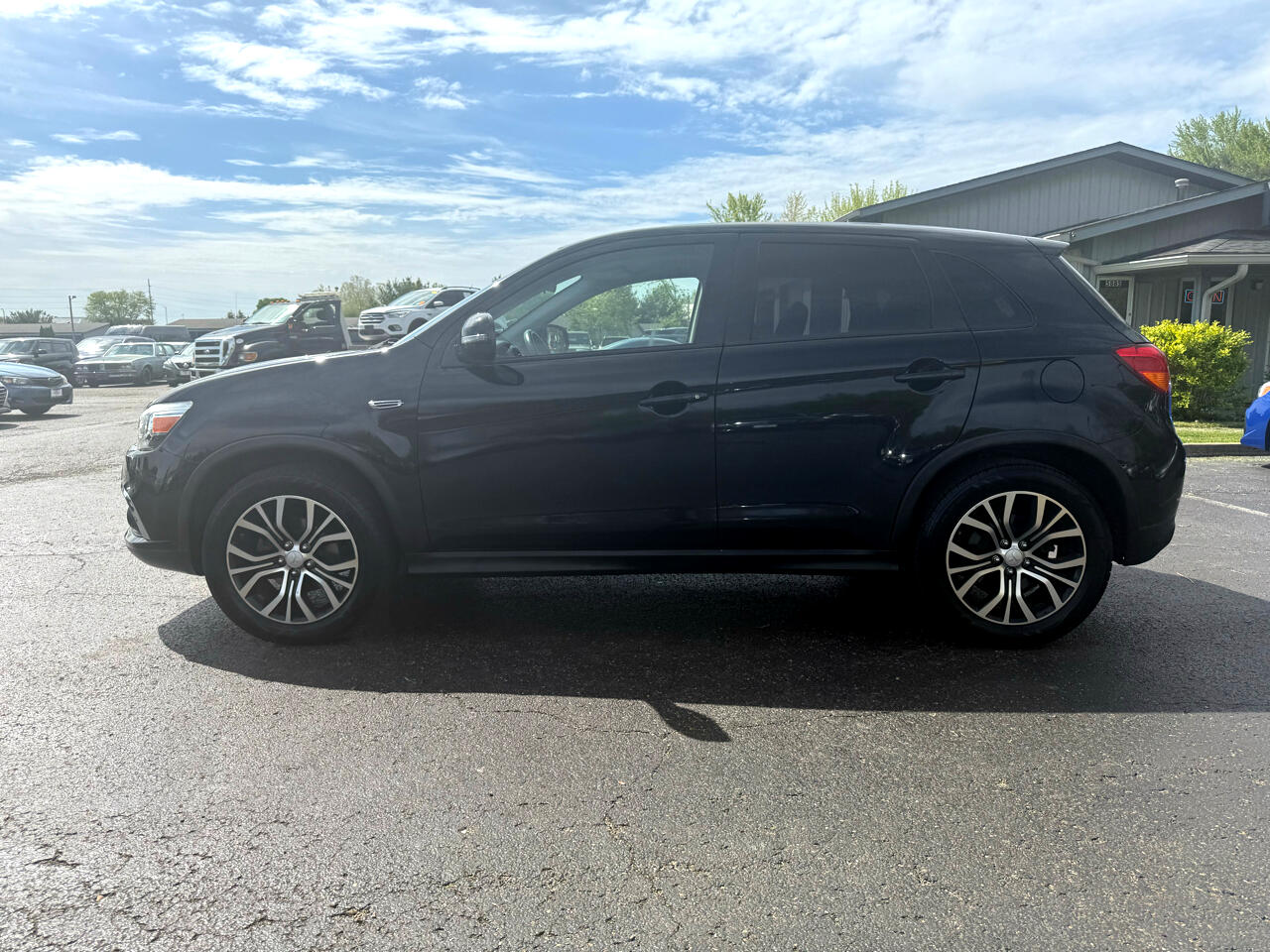 Vehicle image 24 of 55