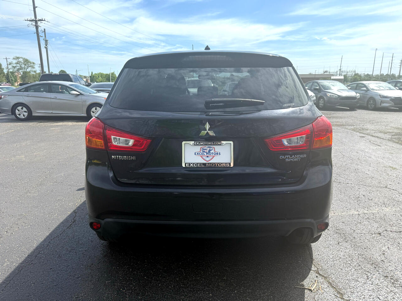 Vehicle image 19 of 55