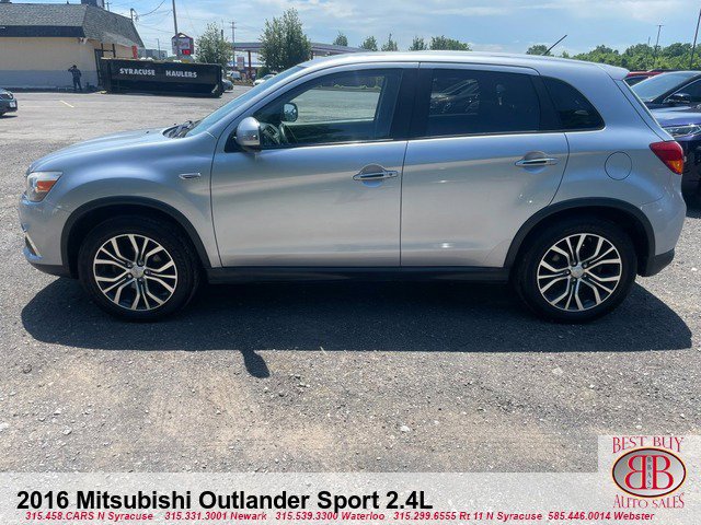 2016 Mitsubishi Outlander Sport Image 8 of 14