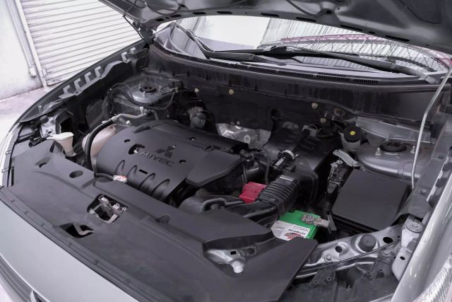 Vehicle image 49 of 60