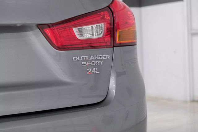 Vehicle image 48 of 60