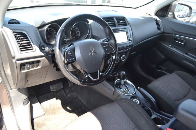 2016 Mitsubishi Outlander Sport SE 2.4 Image 5 of 20