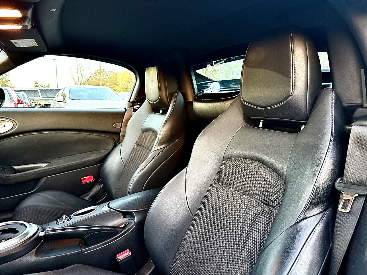 Vehicle image 13 of 30