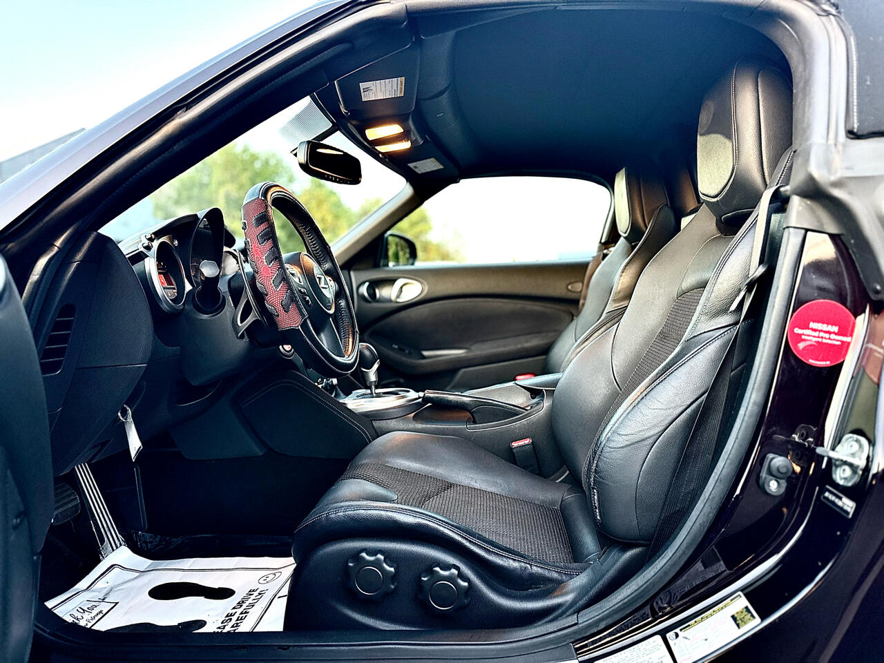 Vehicle image 12 of 30