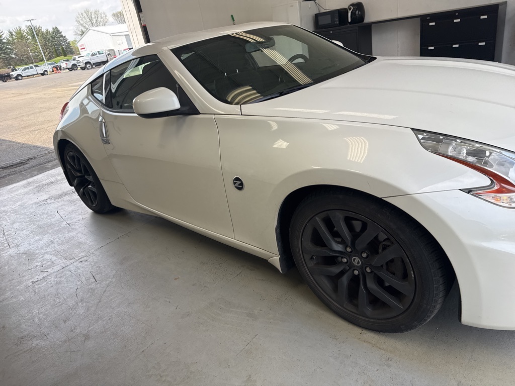 Vehicle image 1 of 10