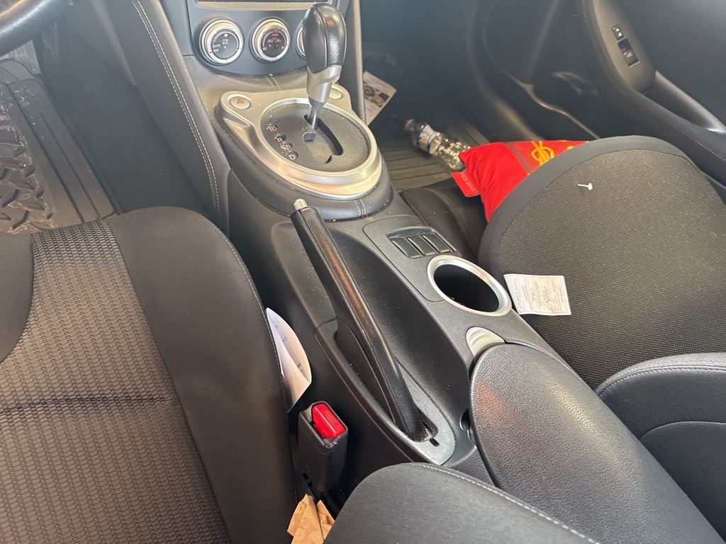 Vehicle image 7 of 10