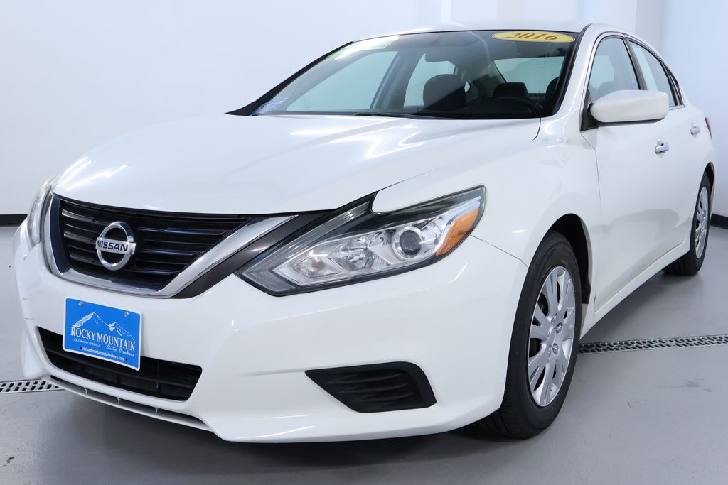 Vehicle image 1 of 30