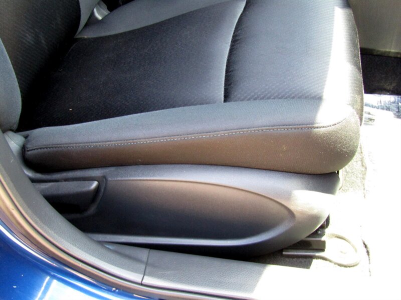 Vehicle image 20 of 35