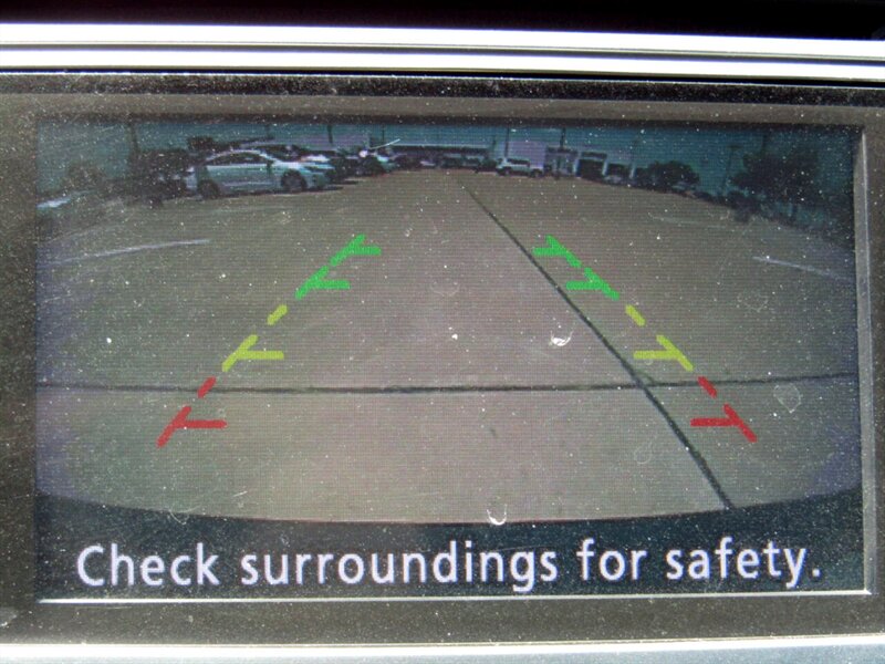 Vehicle image 32 of 35